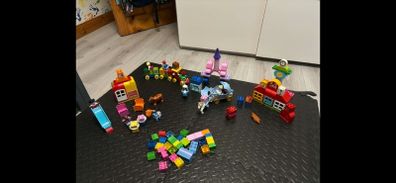 Mix of lego duplo