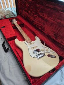 American deluxe Stratocaster HSS 2005 modded