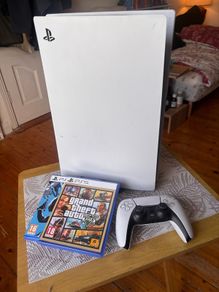 Playstation 5 + Games