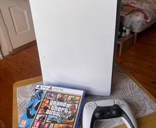 Playstation 5 + Games