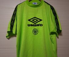 Celtic Jersey. Official Umbro Mens Training Jersey From The 1990s. Authentic Original. Not A Modern Day Remake. Collect In Dublin Or Receive Via Post.