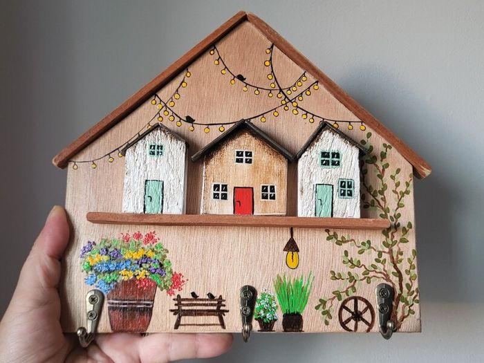 Handcrafted wooden key holder!