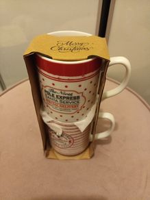 christmas mugs x 2