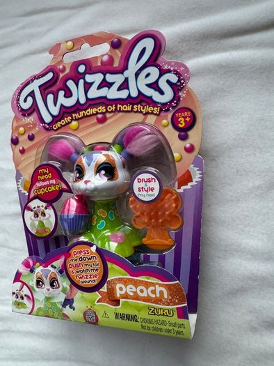 Twizzles Peach Zuru New Please look at the pictures