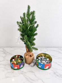Pre Owned Tabletop Tree, Lights & Baubles Bundle