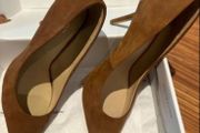 New suede Aldo Heels