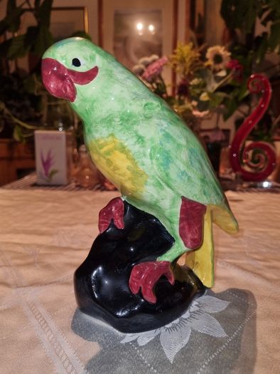 Vintage parrot - Westminster Hanley, Staffs