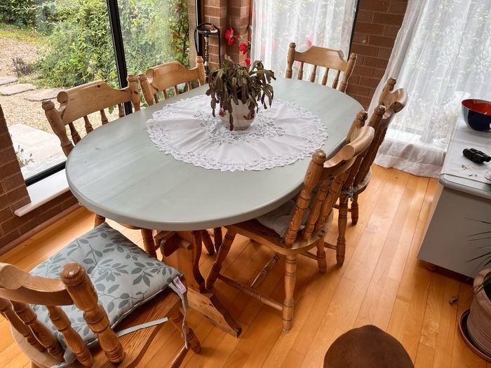 table and chairs