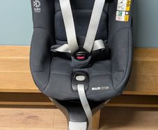Maxi Cosi Pearl 360 Car Seat