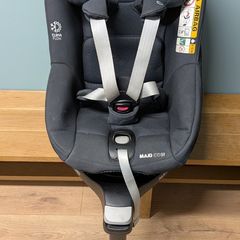 Maxi Cosi Pearl 360 Car Seat