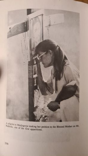 A Thousand Encounters With The Blessed Virgin Mary In Medjugorie. The Seer Vicka Speaks Of Her Experiences. Rare Paperback In Good Condition.