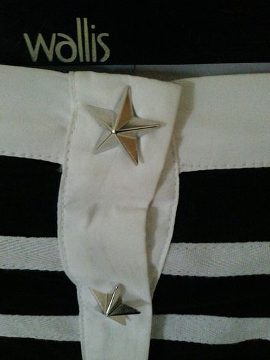 Black and White Moschino skirt NEW
