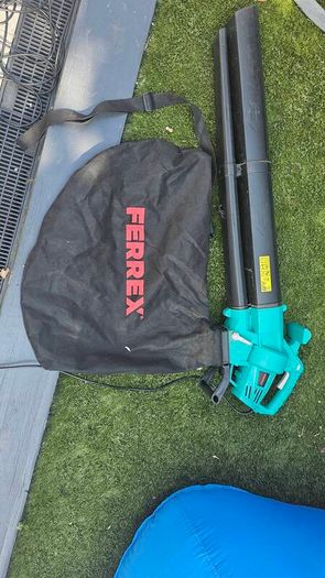 Leaf Blower