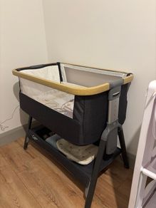 Tutti Bambini CoZee lite Bedside Crib