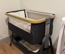 Tutti Bambini CoZee lite Bedside Crib