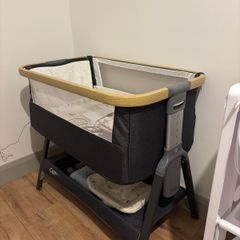 Tutti Bambini CoZee lite Bedside Crib