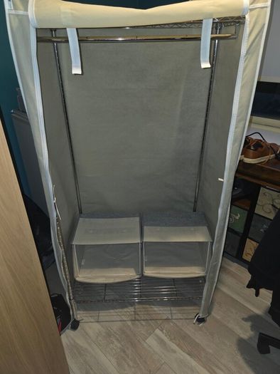 Portable wardrobe/Heavy duty