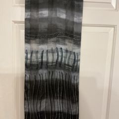 scarf grey tone design