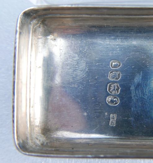 Victorian Sterling Silver Birmingham, Chester Hallmarked Antique Silver Lidded Cut Glass Dressing Table Set of Scent Bottles and Trinket Box