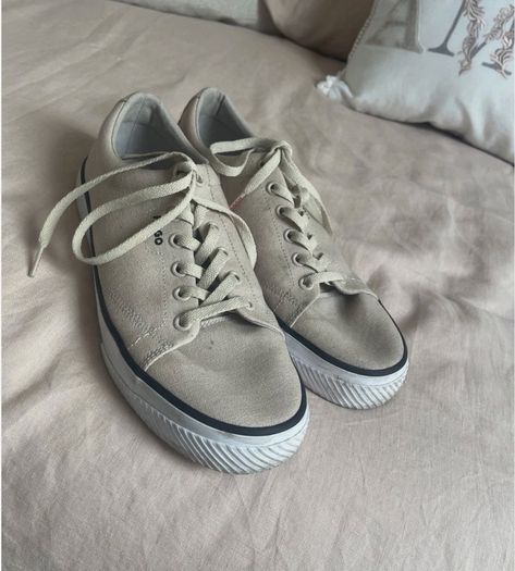 Hugo Boss Men UK 7 EU 41