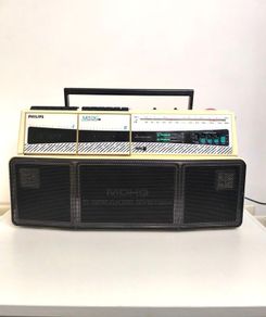 Retro 80s Philips D8304 Moving Sound Stereo Boombox