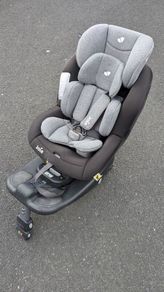 Joie Car seat with Isofix base