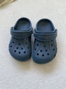 Navy blue child's crocs Size  C 7