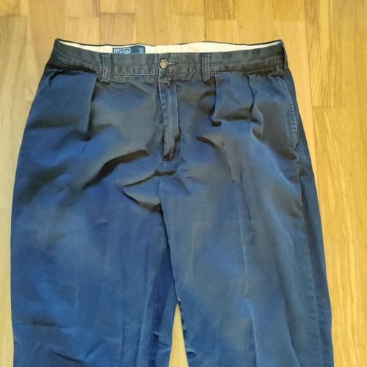 Ralph Lauren Chinos (W36 L32)