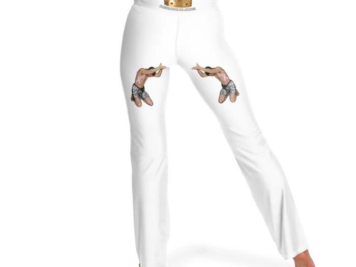 White, Viral Flare Leggings & Hidden Phone Pocket  , size 10