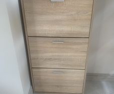 Shoe cabinet