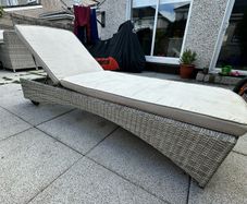 sun loungers
