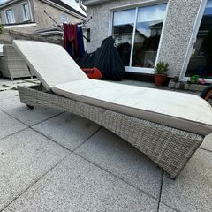 sun loungers