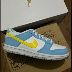 Nike shoes size 4