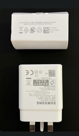 Brand new Samsung fast charger 45W plug and C type cable