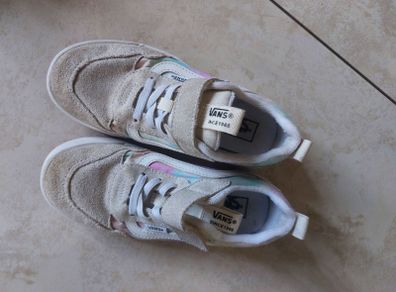 Vans kids size 1