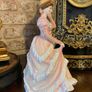 Royal Doulton figurine "Sharon " Image 4