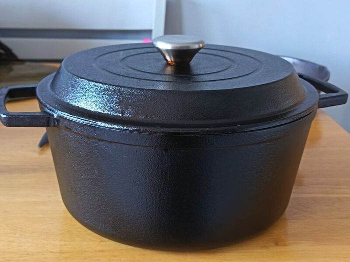 Cast Iron Pot and Skillet
