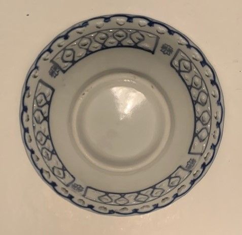 BNWT French porcelain decorative plate ornament with image of Mont St Michel