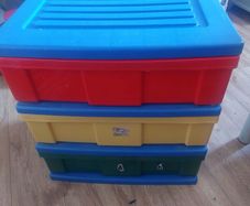 free kids storage drawers