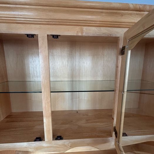 kitchen cabinet