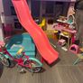 Barbie dream house like new + extras Image 3