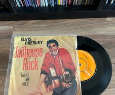 Elvis 7in Records