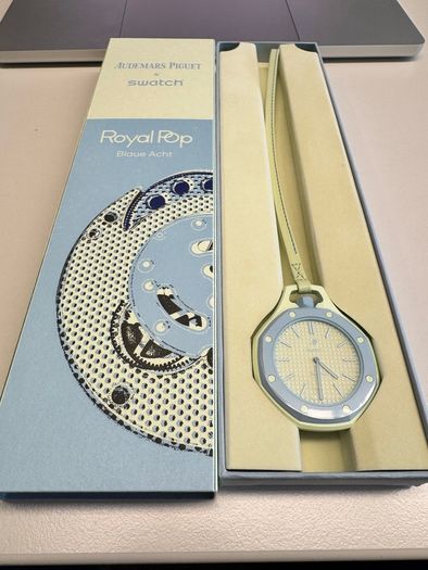 TRADE - AP x Swatch Royal Pop Blaue Acht