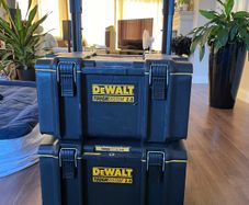 Dewalt tough system 2.0 Tool boxes