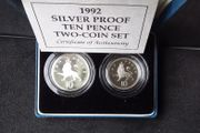 1992 Royal Mint Silver Proof 10p Two-Coin Set ( Complete with COA and Box )