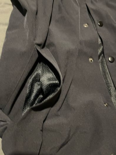 under armour jacket size S / M