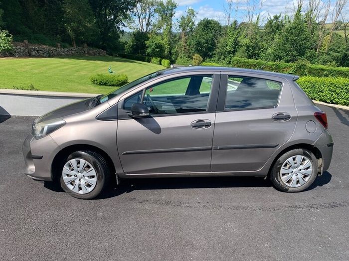 Toyota Yaris 2015
