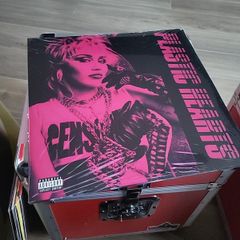 Miley Cyrus plastic hearts double vinyl