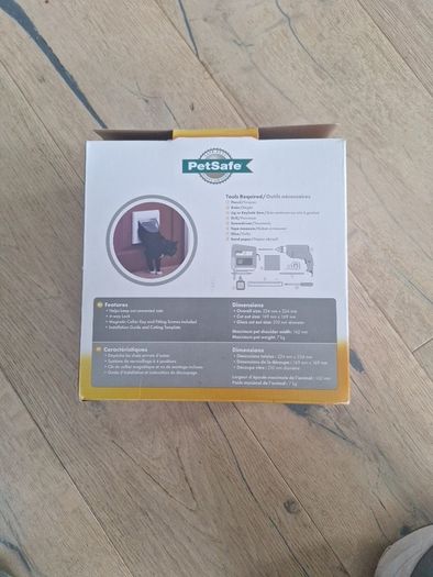 Cat flap