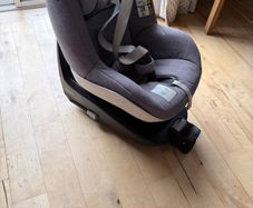Maxi-Cosi Car Seat + 2wayFix ISOFIX Base